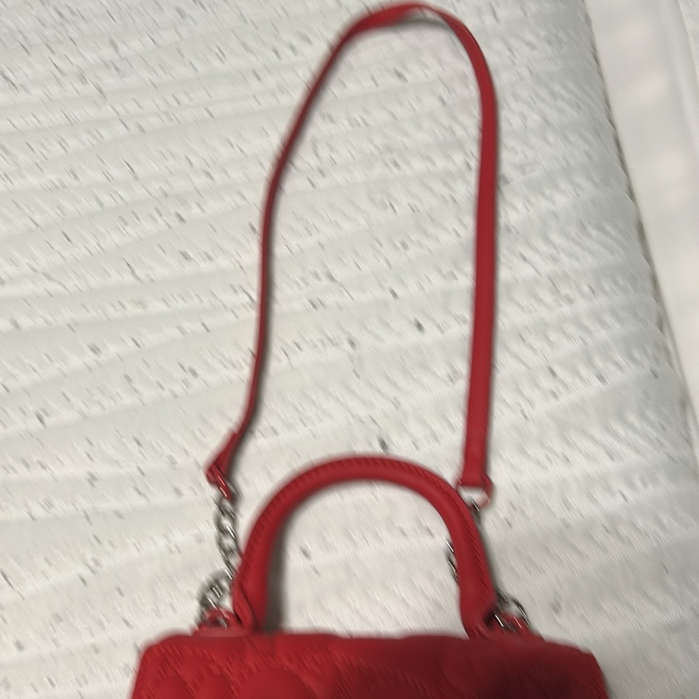 Betsey Johnson Red Crossbody Bag nwot 8 X5 size. Pretty red purse with chain. - Picture 8 of 11